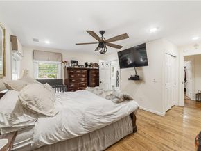 19 Halsey Place, Valhalla NY 10595