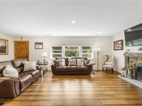 19 Halsey Place, Valhalla NY 10595