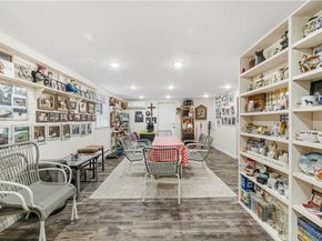 19 Halsey Place, Valhalla NY 10595