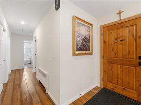 19 Halsey Place, Valhalla NY 10595