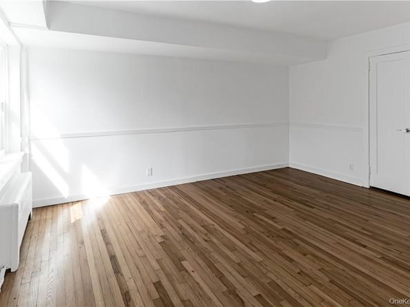 737 Tuckahoe Road 21, Yonkers NY 10710