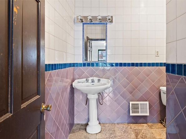 306 E 105 Street 4B, New York (Manhattan) NY 10029