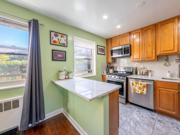 44 Dehaven Drive 1D, Yonkers NY 10703