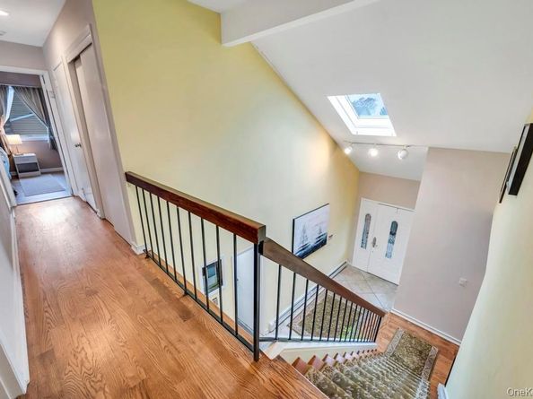 9 Kimberly Avenue Avenue, Farmingville NY 11738