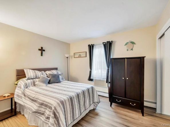 9 Kimberly Avenue Avenue, Farmingville NY 11738