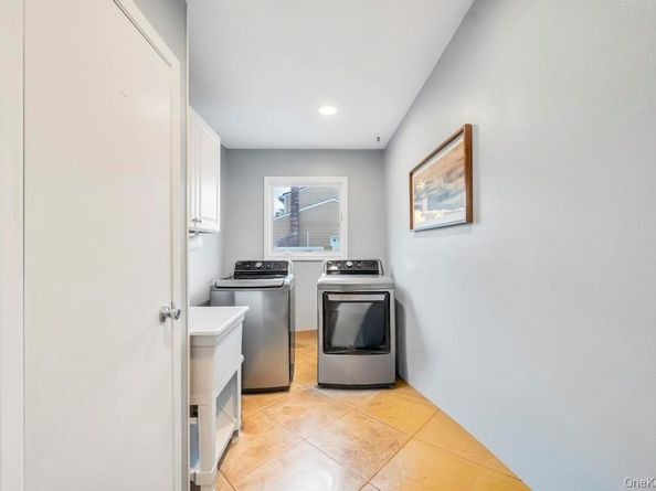 9 Kimberly Avenue Avenue, Farmingville NY 11738