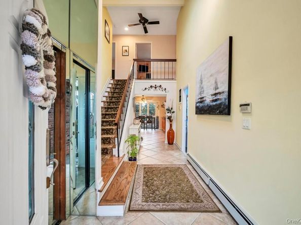 9 Kimberly Avenue Avenue, Farmingville NY 11738