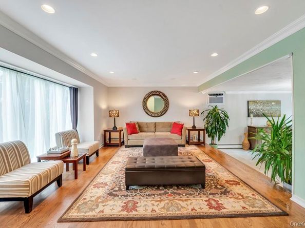 9 Kimberly Avenue Avenue, Farmingville NY 11738