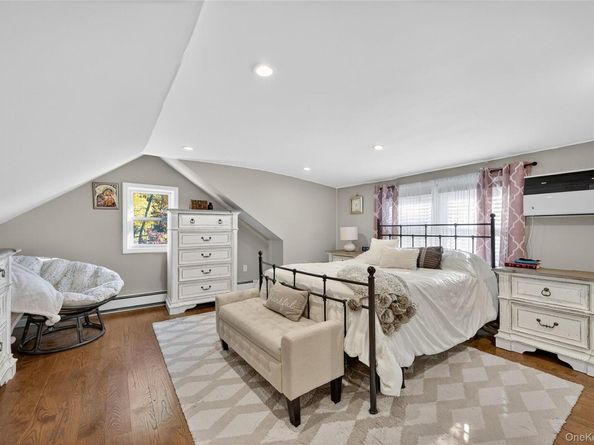 62 McCouns Lane, Oyster Bay NY 11771