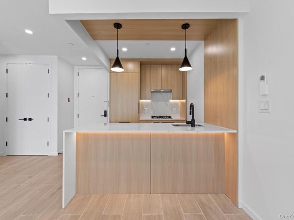 366 Harman Street 4F, Brooklyn NY 11237