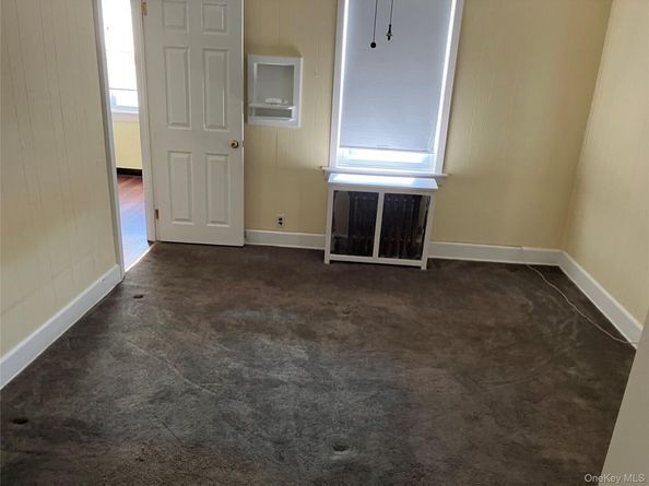 24302 Superior, Floral Park NY 11001