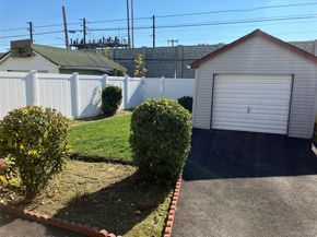 24302 Superior, Floral Park NY 11001