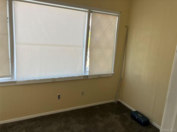 24302 Superior, Floral Park NY 11001