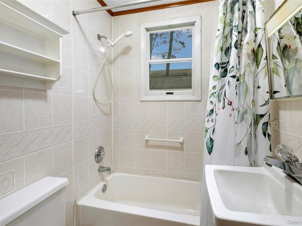 19 Hawthorne Street, Mastic NY 11950