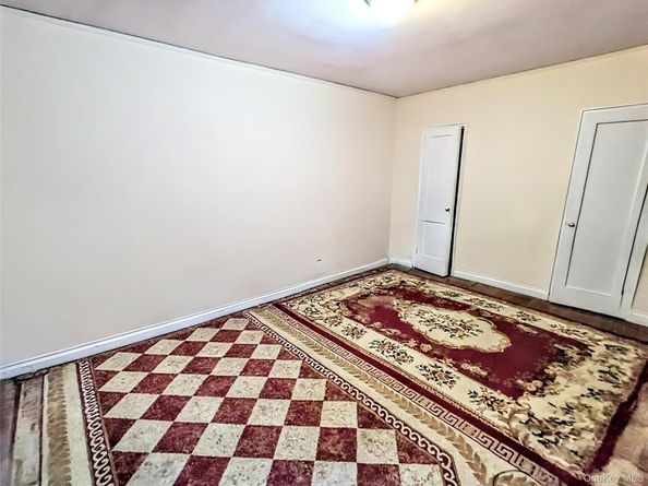 98-76 Queens boulevard 5 N, Rego Park NY 11374