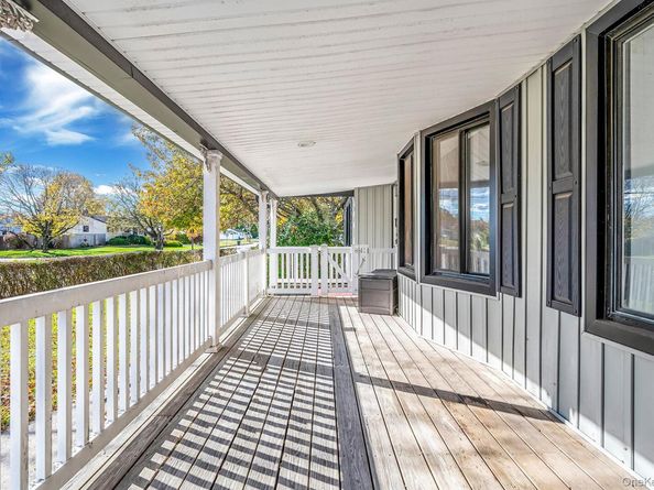 1401 Race Avenue, Medford NY 11763