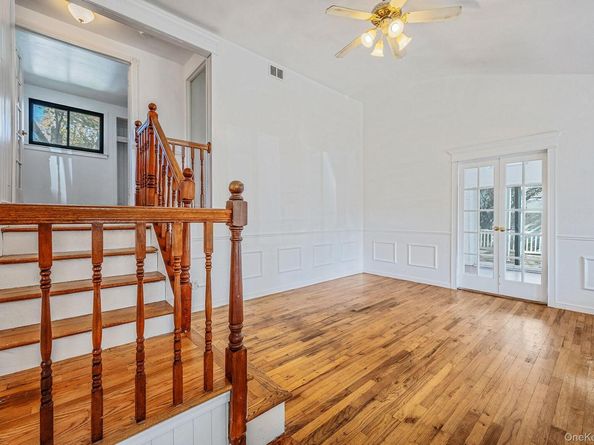 1401 Race Avenue, Medford NY 11763