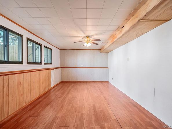 1401 Race Avenue, Medford NY 11763