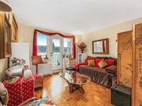 679 Warburton Avenue 1M, Yonkers NY 10701