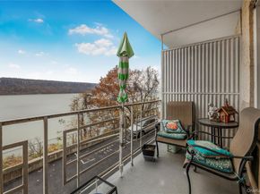 679 Warburton Avenue 1M, Yonkers NY 10701