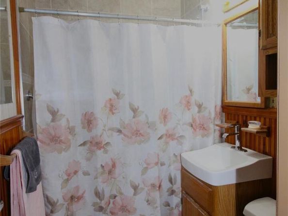 878 County Line Road, Amityville NY 11701