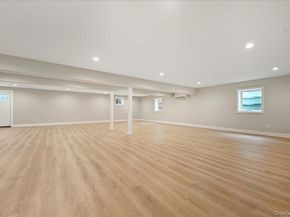 39 Cobalt Lane, Westbury NY 11590