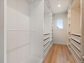 39 Cobalt Lane, Westbury NY 11590