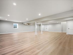 39 Cobalt Lane, Westbury NY 11590