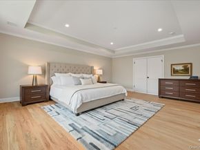 39 Cobalt Lane, Westbury NY 11590