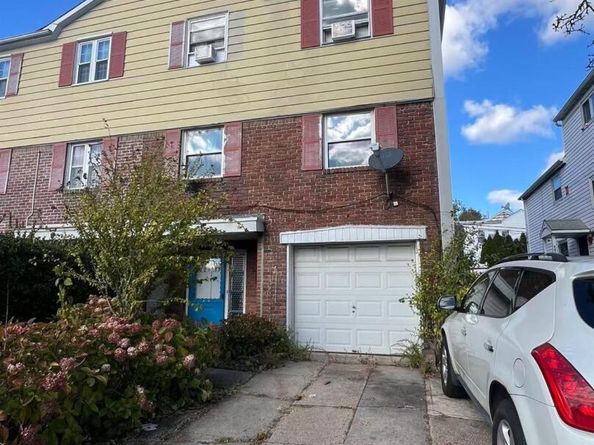 22153 Horace Harding Expressway, Oakland Gardens NY 11364