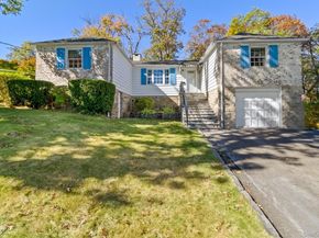 87 Rockledge Road, Bronxville NY 10708