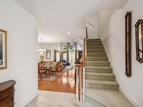 652 Balfour Place, Melville NY 11747