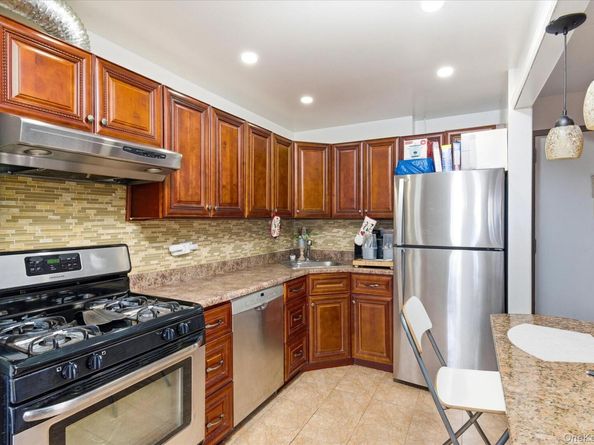 92-29 Queens Boulevard 9D, Rego Park NY 11374