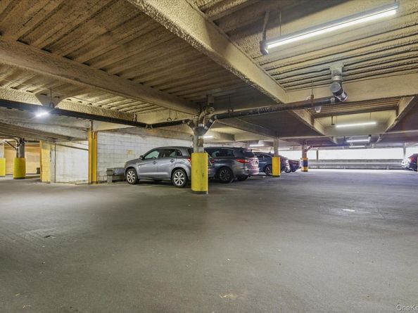 92-29 Queens Boulevard 9D, Rego Park NY 11374