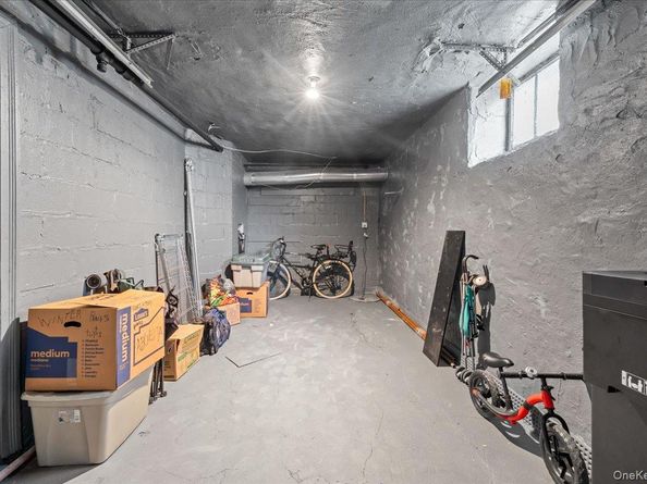 128 Kimball Terrace, Yonkers NY 10704