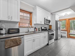 128 Kimball Terrace, Yonkers NY 10704