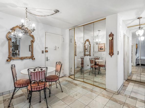 18-05 215th Street 8K, Bayside NY 11360