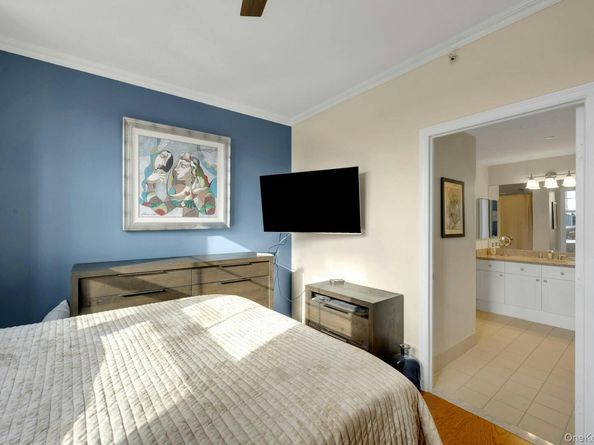 300 Mamaroneck Avenue 831, White Plains NY 10605