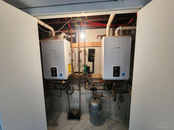 22126 134th Road, Springfield Gardens NY 11413