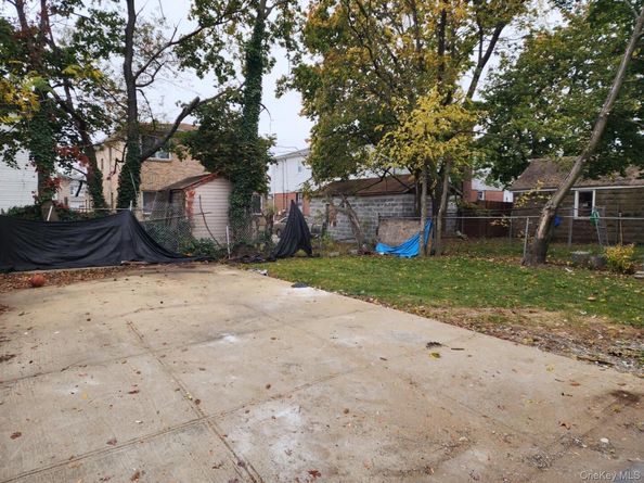 22126 134th Road, Springfield Gardens NY 11413