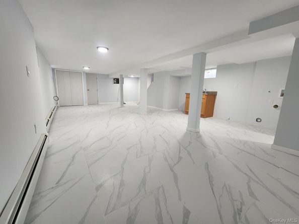 22126 134th Road, Springfield Gardens NY 11413