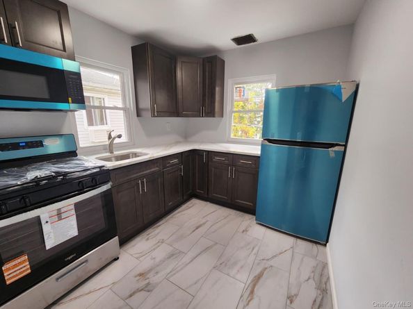 22126 134th Road, Springfield Gardens NY 11413