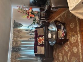 21215 104th Road, Queens Village NY 11429