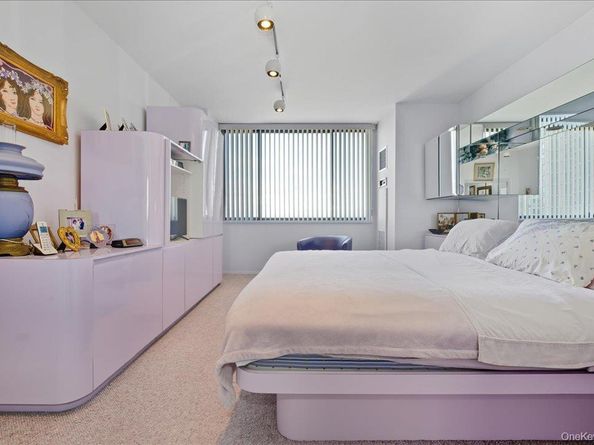 27010 Grand Central Parkway 21M, Floral Park NY 11005