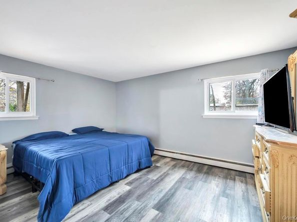 154 Woodland Avenue, Central Islip NY 11722