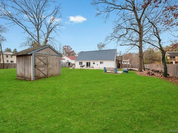 154 Woodland Avenue, Central Islip NY 11722