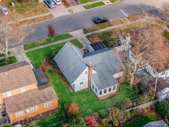 78 Patton Boulevard, New Hyde Park NY 11040