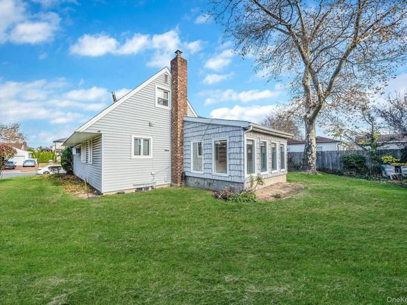 78 Patton Boulevard, New Hyde Park NY 11040