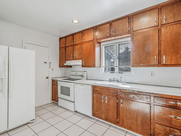 78 Patton Boulevard, New Hyde Park NY 11040