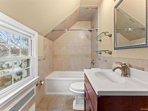 1 Winslow Circle, Tuckahoe NY 10707